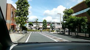 谷塚駅前ロータリーへ