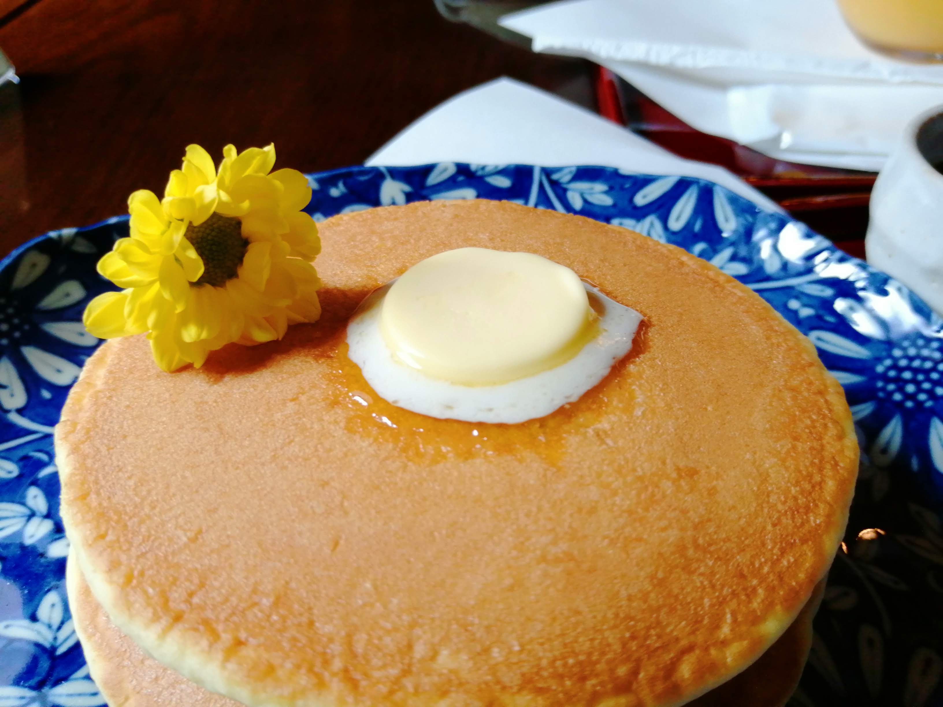 色合いが印象的なデザート