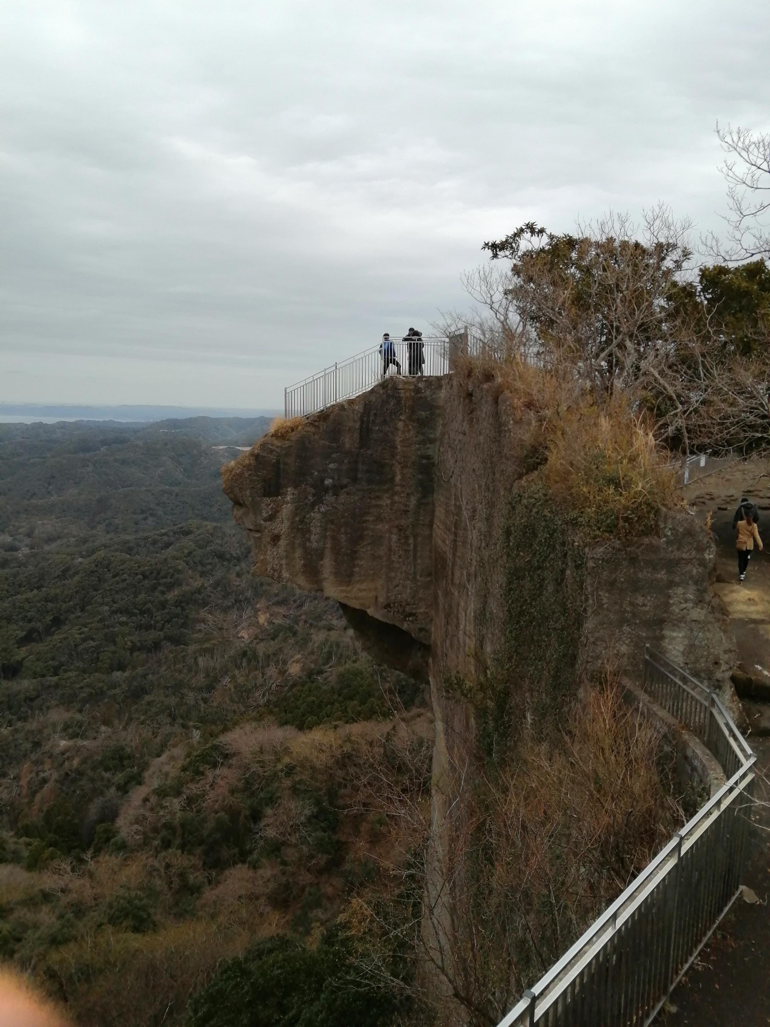 断崖絶壁の展望スポット