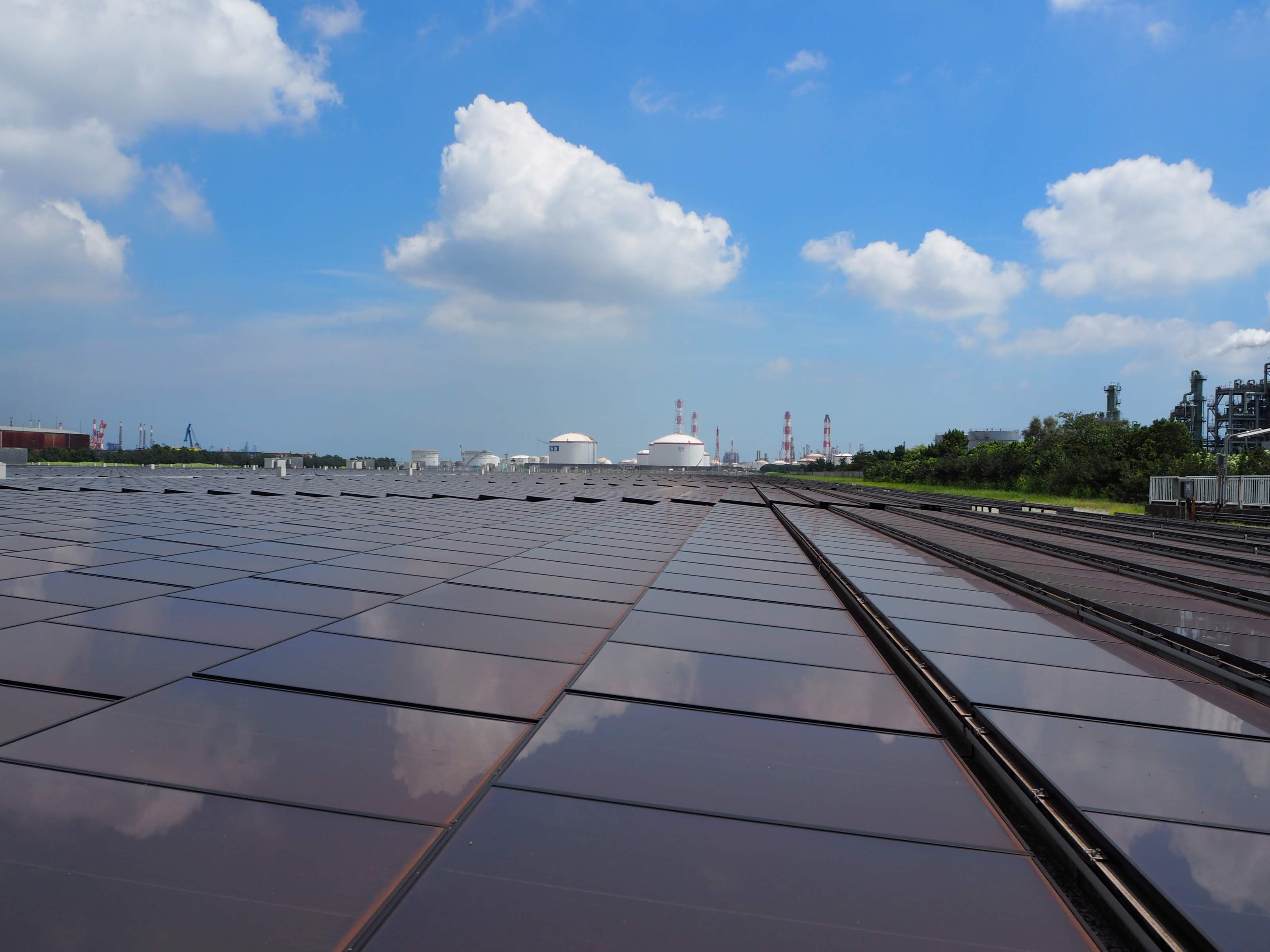 パネル表面の反射