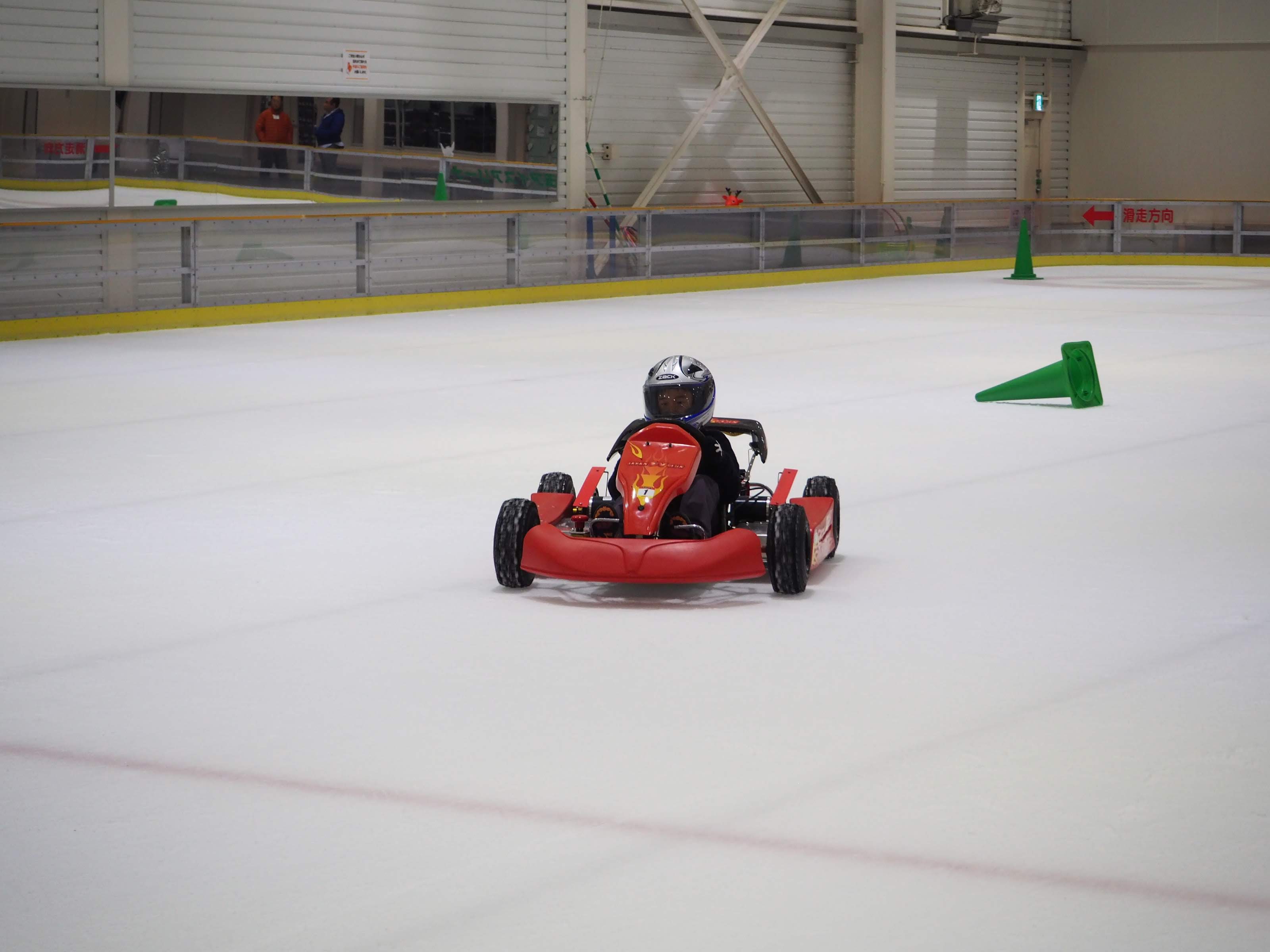 氷上レーシングカート.jpg