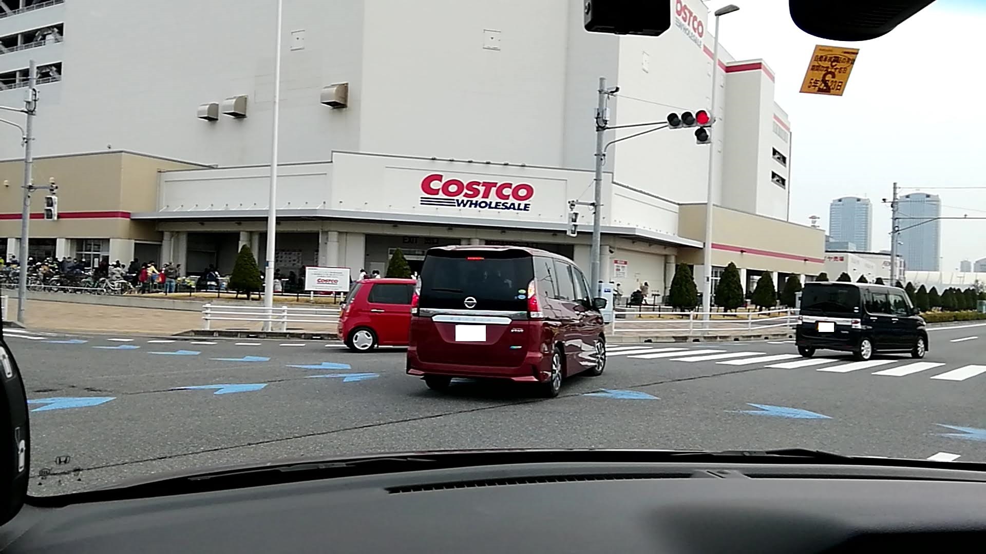 コストコ混んでますね.jpg