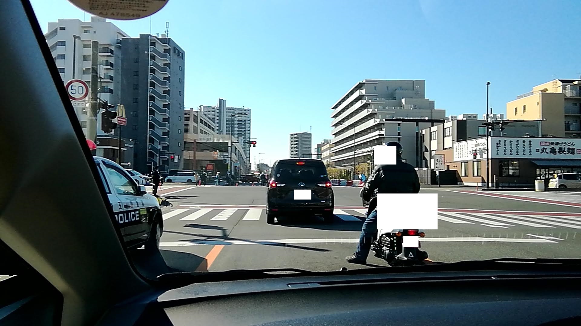 現場検証渋滞.jpg