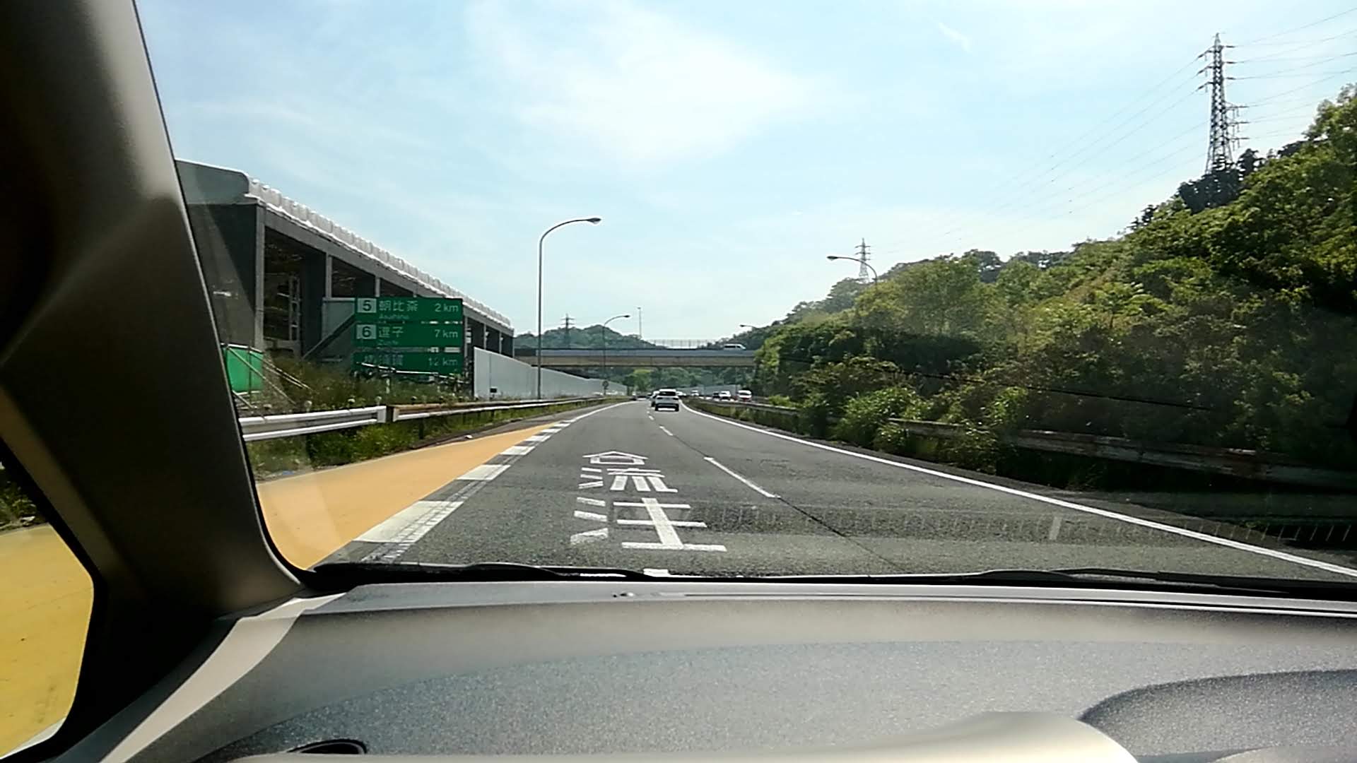 朝比奈インターまであと少し.jpg