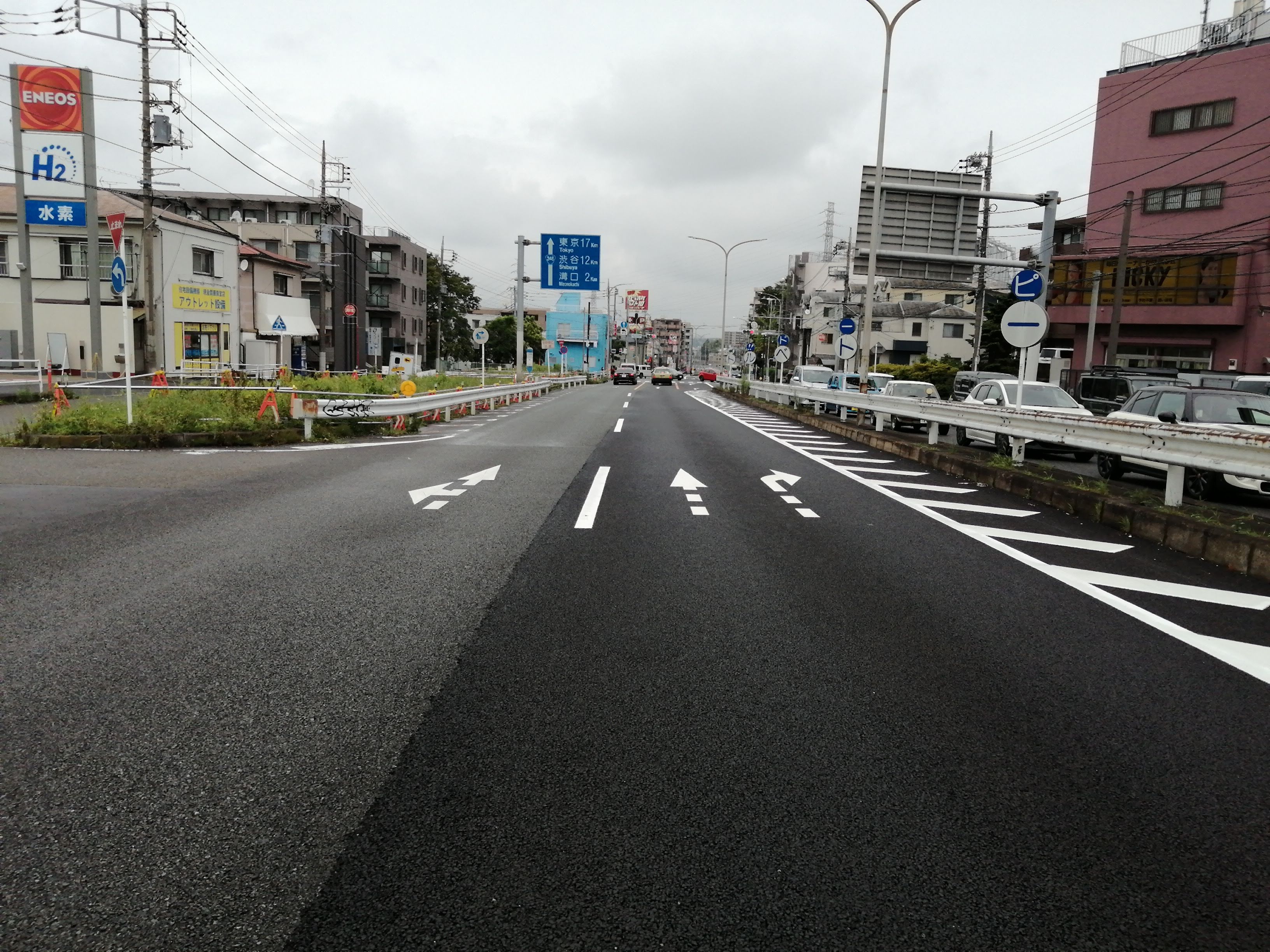 見通しのよい道路