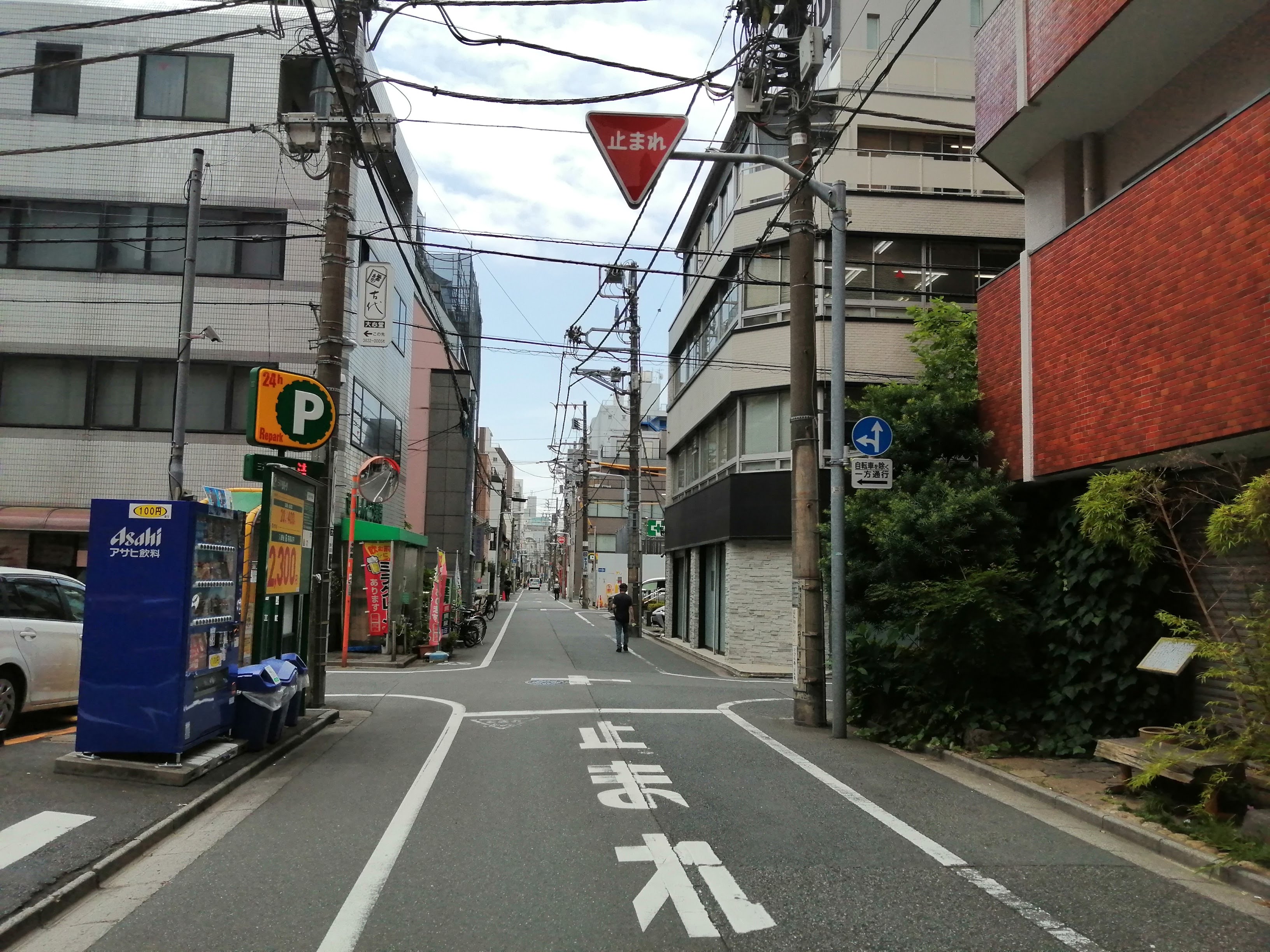 住宅街の生活道路