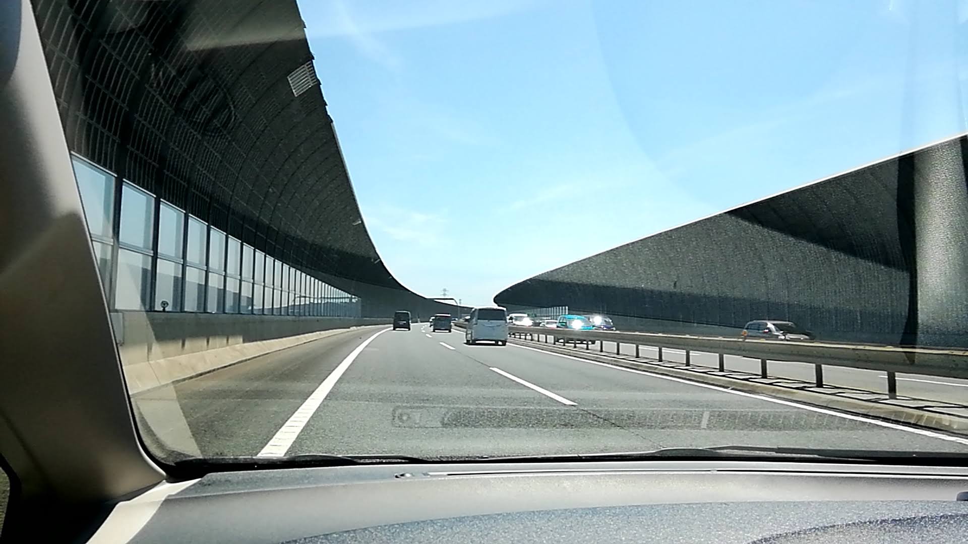 緩やかなカーブ