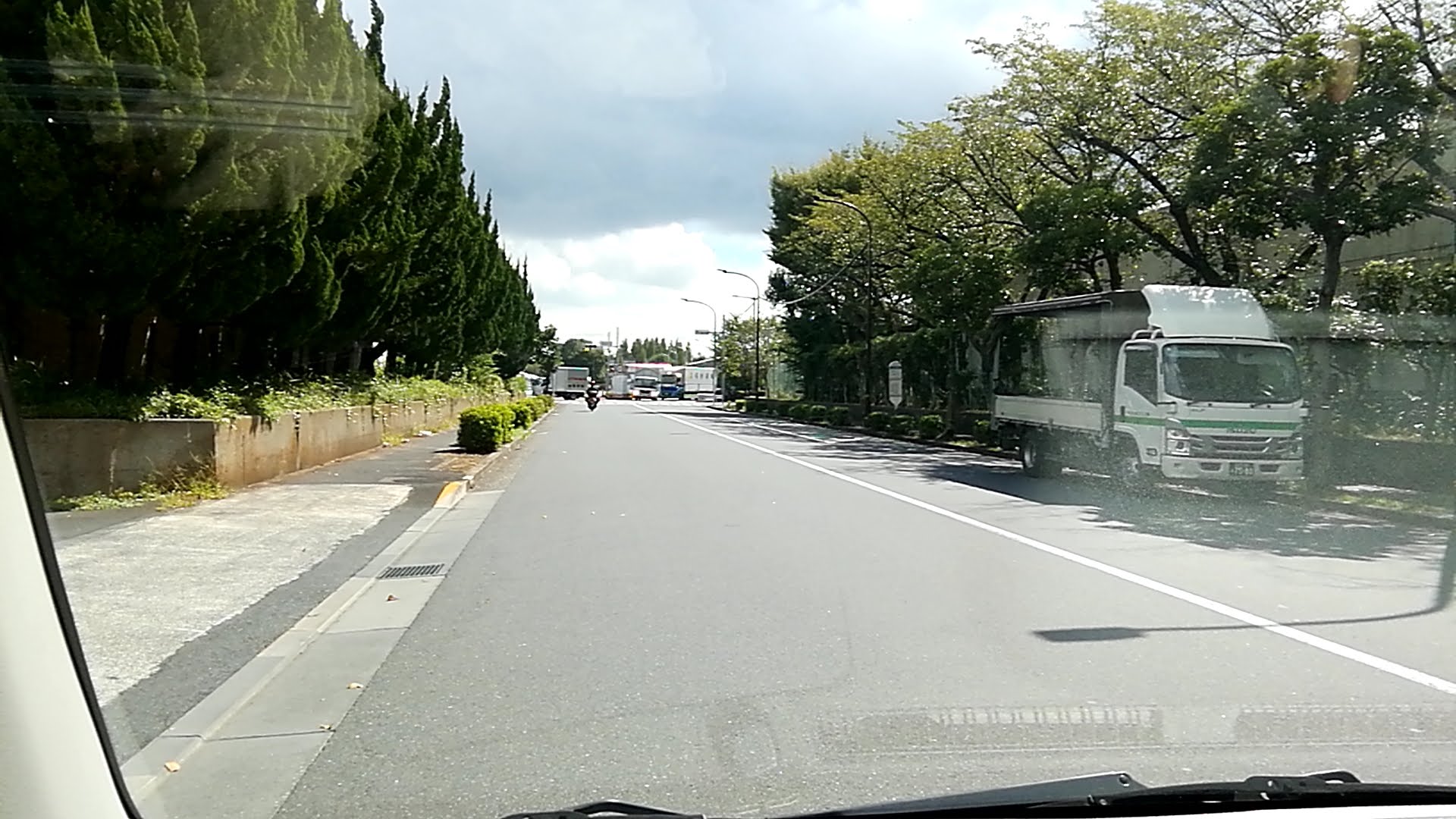 見通しの良い通り