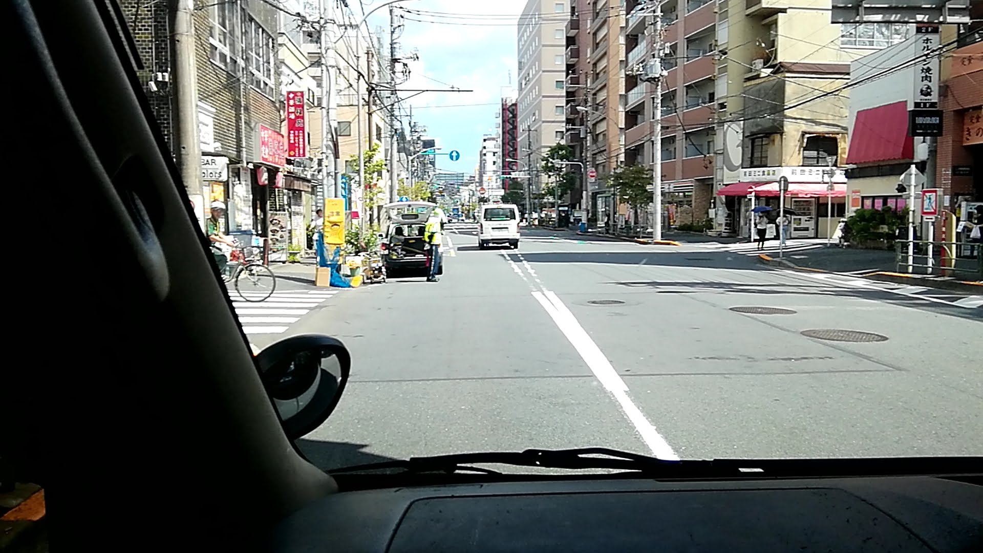 店舗のある通り