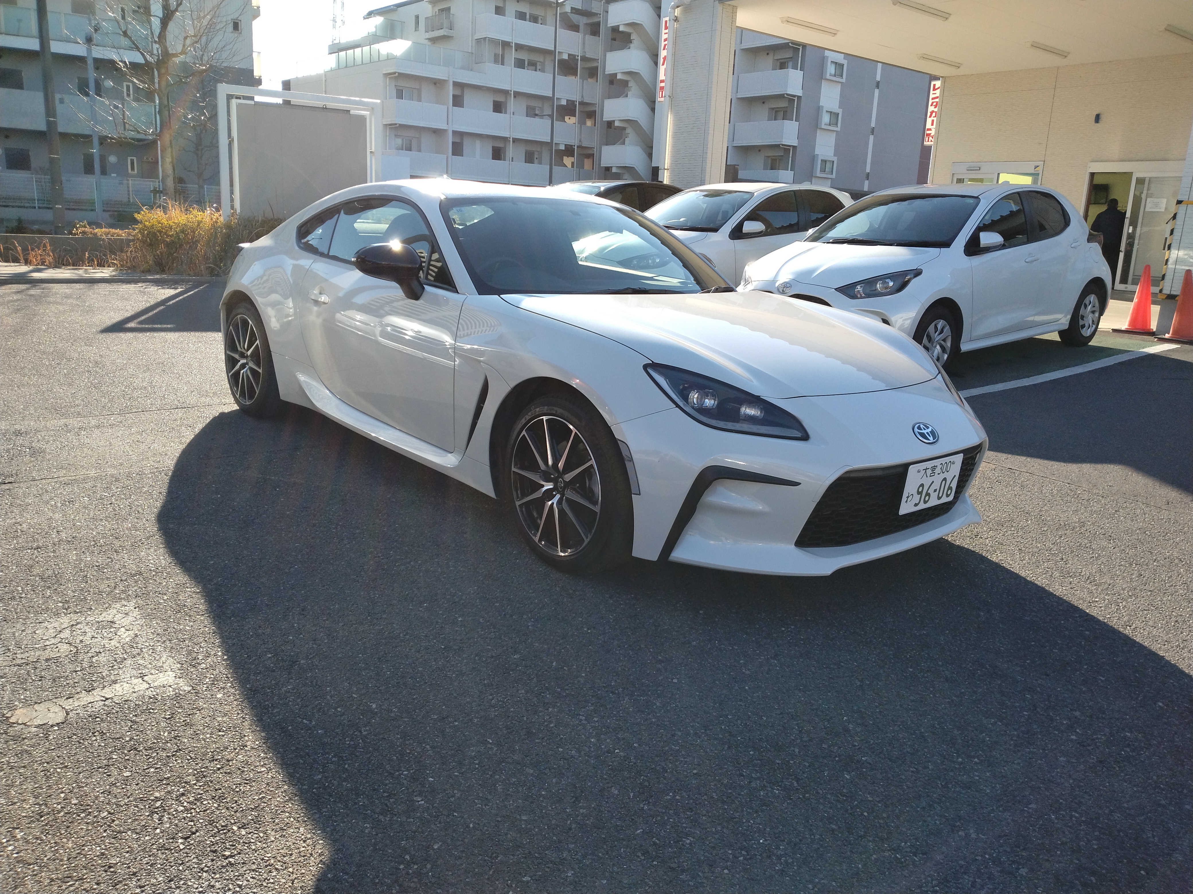 正面から見たトヨタ86。