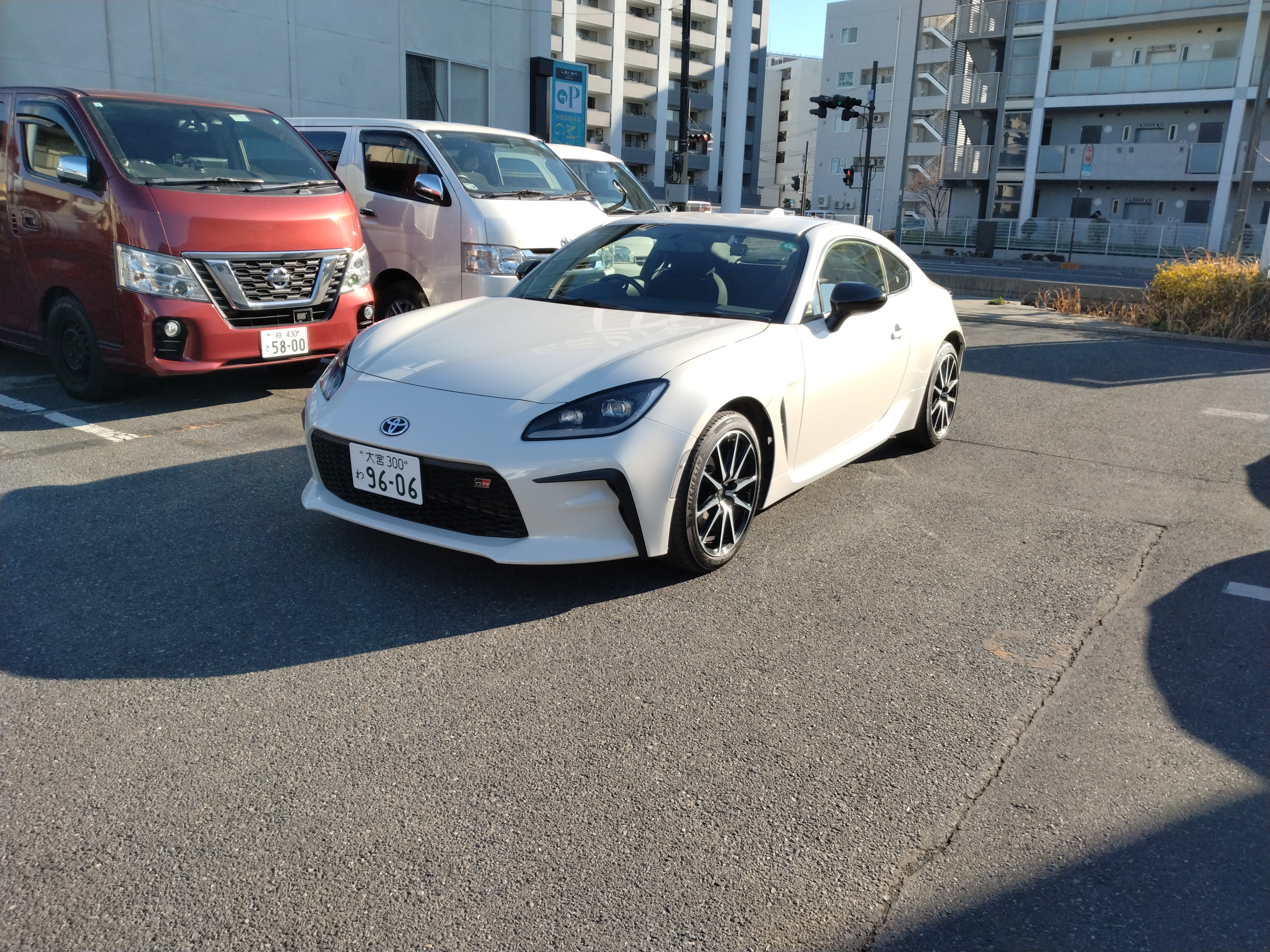 駐車場内での取り回し練習。