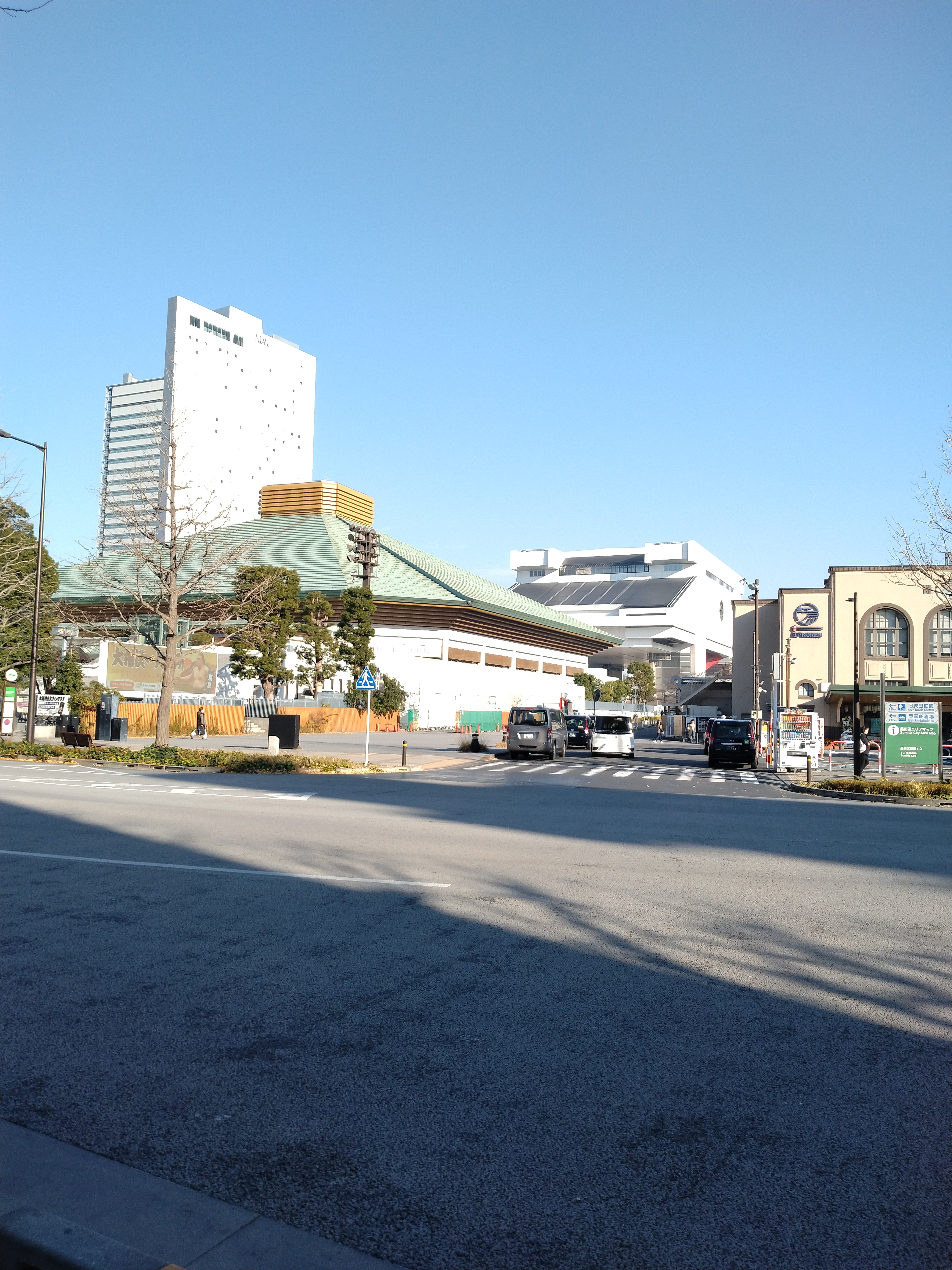 歴史的意匠が残る駅舎