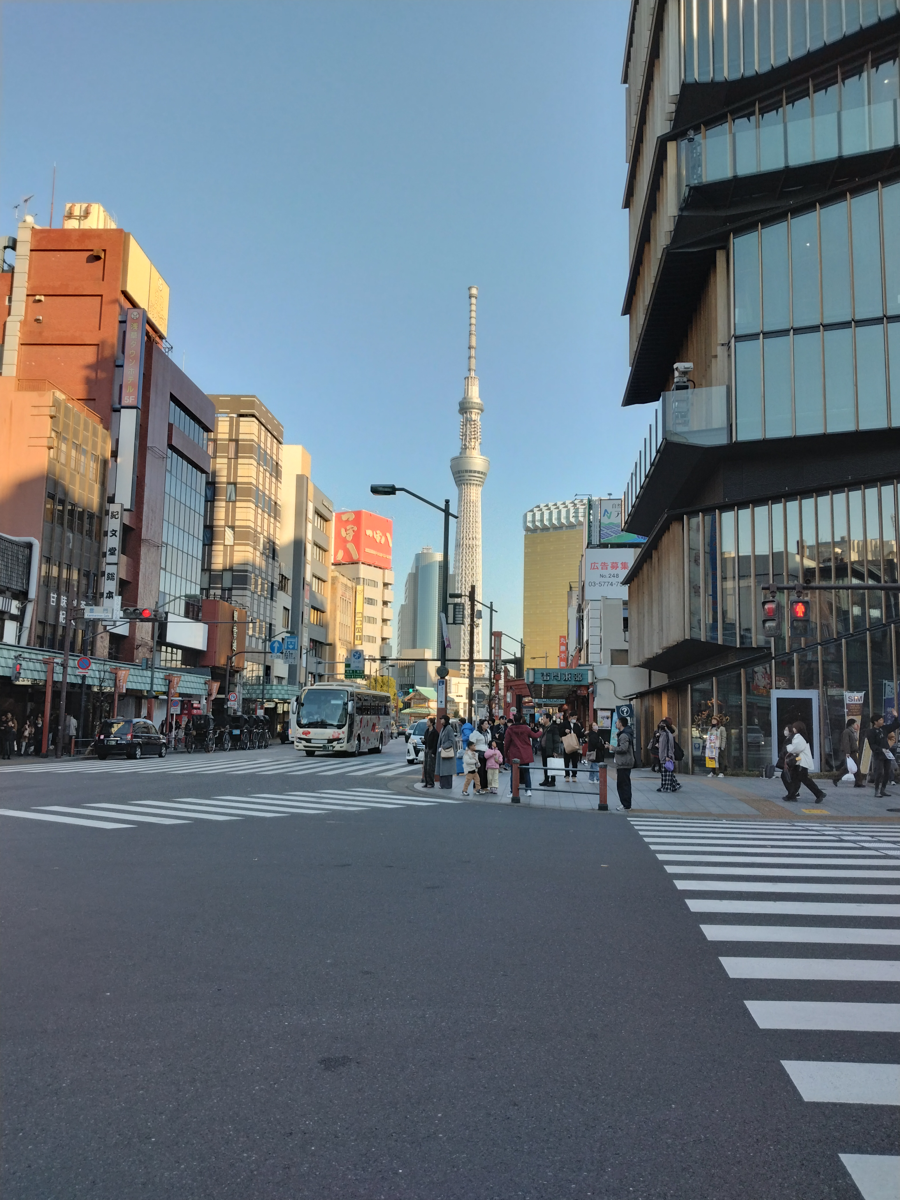 浅草のランドマークが並ぶ景観
